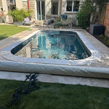 Bonheur En Seine, Piscine, Vue Seine